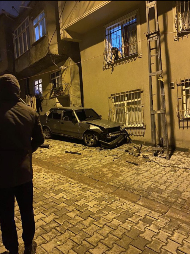 İstanbul'da eski damat terör estirdi! Kayınpederine olan öfkesini aracından çıkardı - Resim: 0