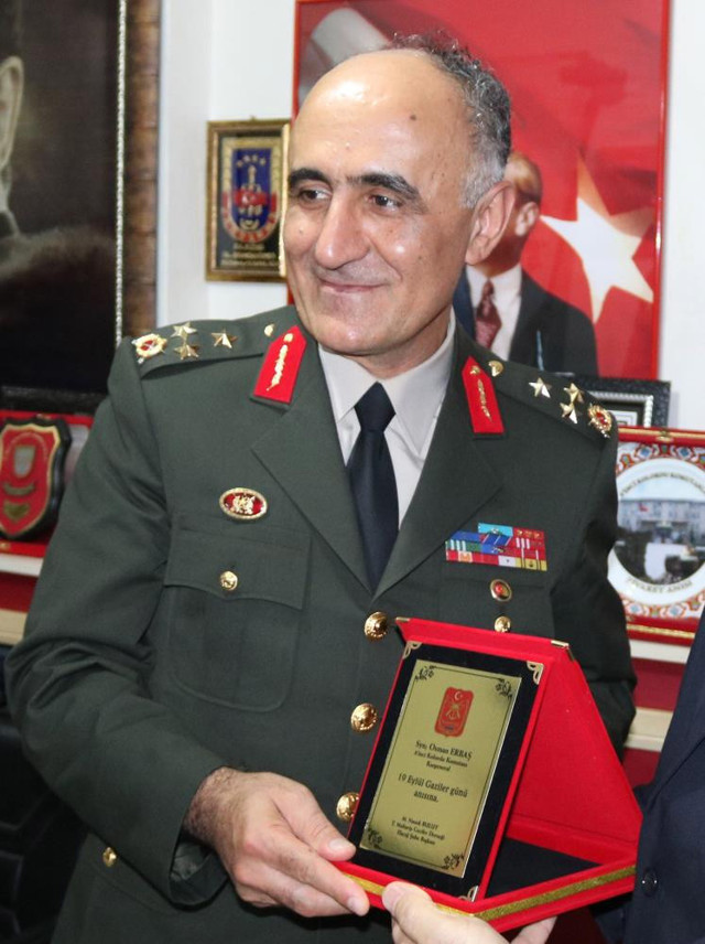 Şehit annesi anlattı! Korgeneral Osman Erbaş "Keşke bizde şehit olabilsek” dedikten sonra şehit düşmüş - Resim: 1
