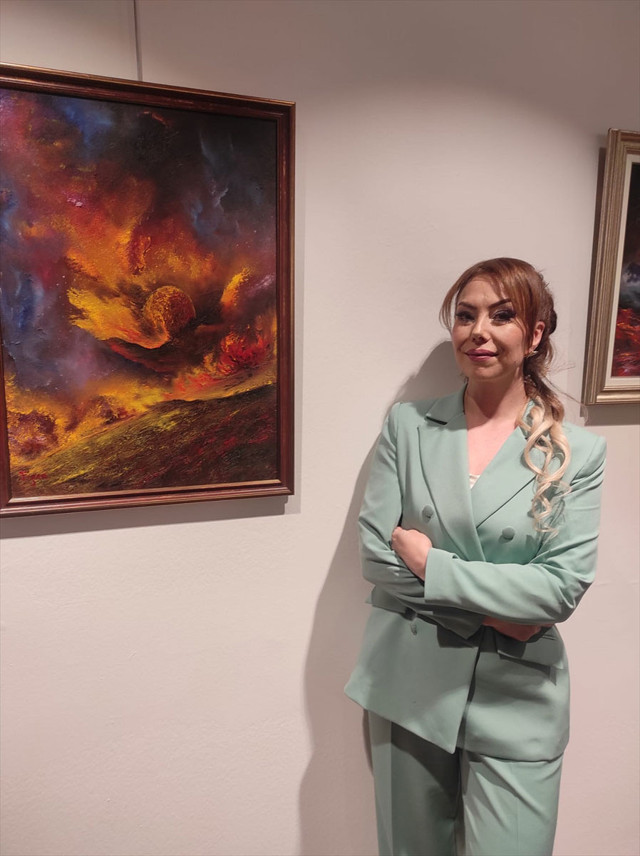 Gündüz polis gece ressam oldu 21 yıllık polis memuru Figen Karakuş herkesi şaşırttı - Resim: 0