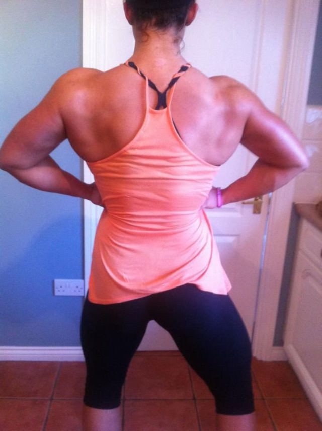 Genç kızlar arasında tuhaf vücut modası - Resim: 4