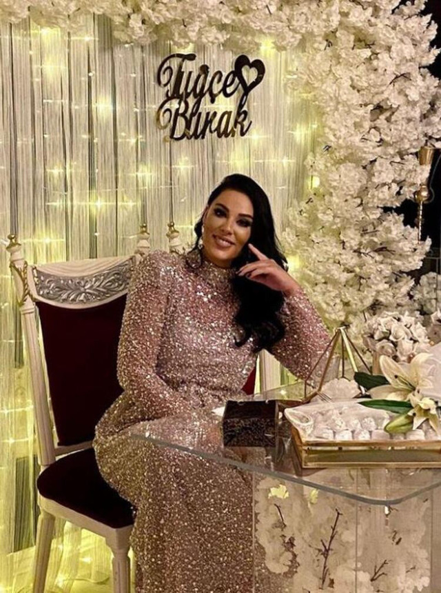 Ferdi Tayfur'un kızı Tuğçe Tayfur 15 günde nişan attı başka kadın iddiası olay! - Resim: 1