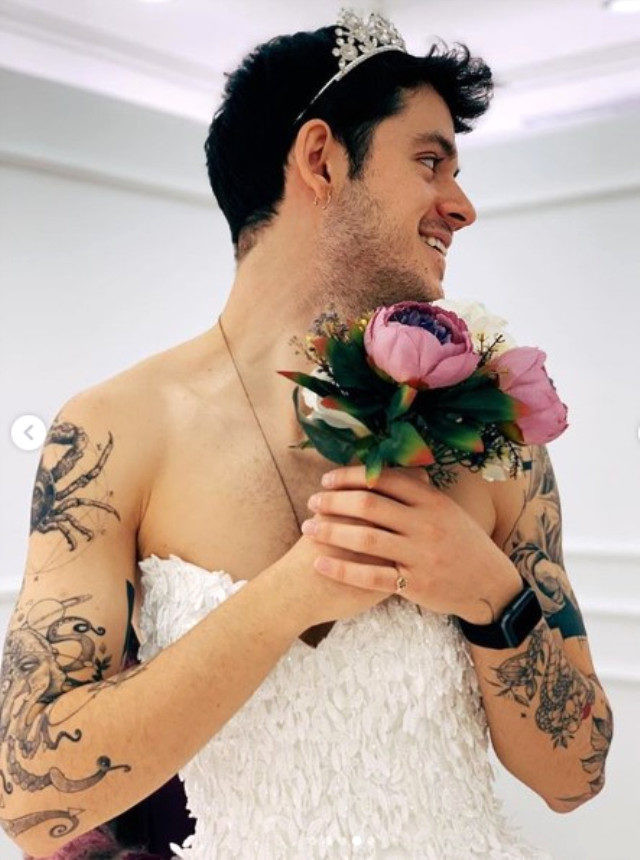 Fenomen Orkun Işıtmak'ın gelinlikli fotoğrafı sosyal medyayı salladı - Resim: 3