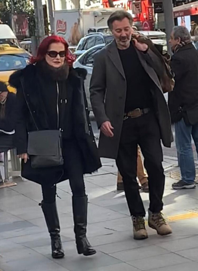 Hakan Karahan'ın eşi kimdir Candan Erçetin ile evli mi? - Resim: 3