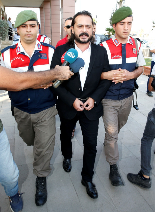 Emrah Serbes'in bir yalanı daha çöktü! Bunlar ne Emrah? - Resim: 1