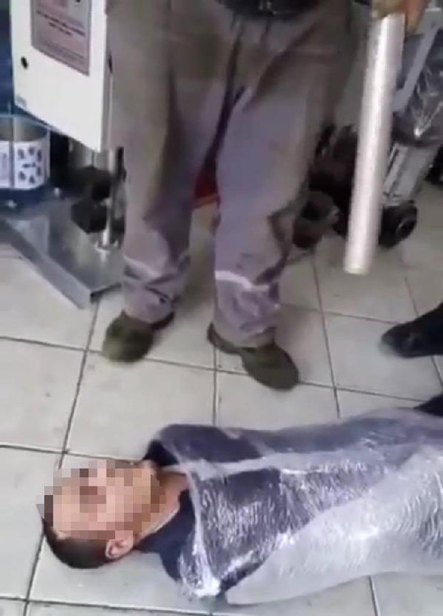 Engelli genci streç filme sarıp önce dövdüler sonra tecavüz ettiler - Resim: 0