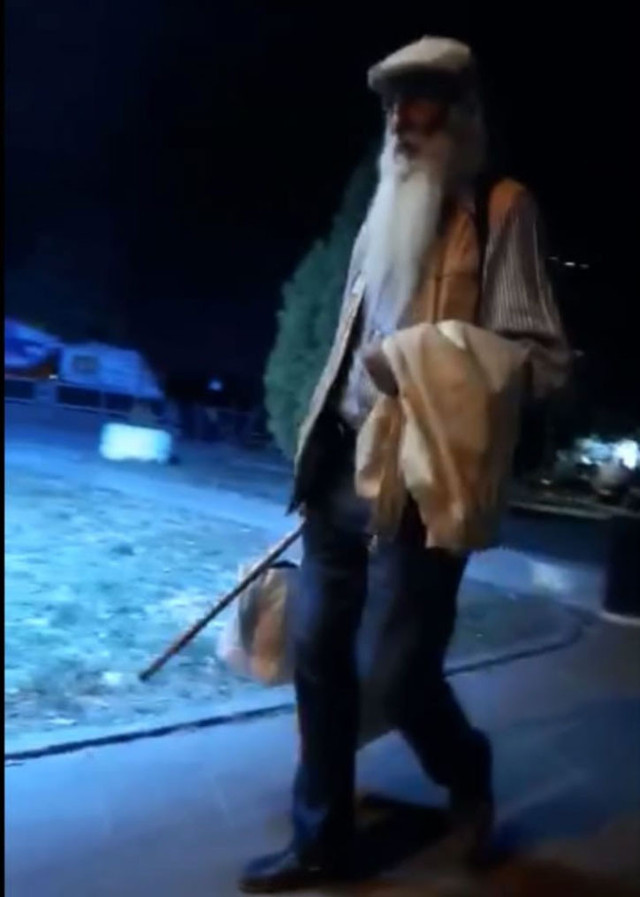 69 yaşındaki 'şifacı' cinsel tacizden tutuklandı! 'Ben öldüm geri döndüm, sürekli uçuyorum' - Resim: 2