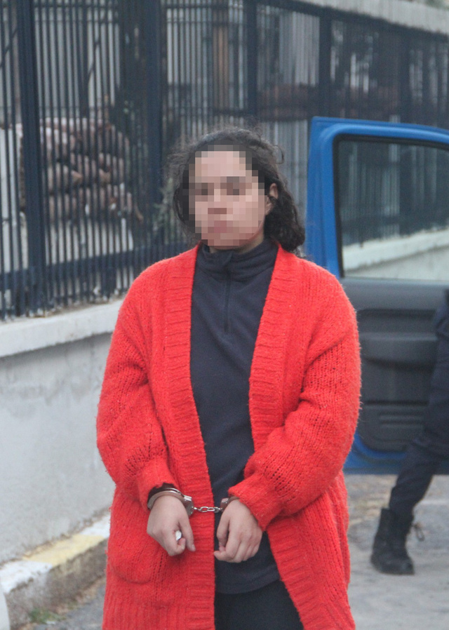 Antalya'da anne vahşeti! 1 yaşındaki bebeğini boğarak öldürdü, 4 yaşındaki oğlunu yaraladı! - Resim: 0