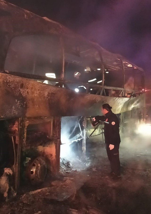 Mersin'deki otobüs kazası! 2 asker şehit oldu 1 göçmen öldü, 33 yaralı var - Resim: 2