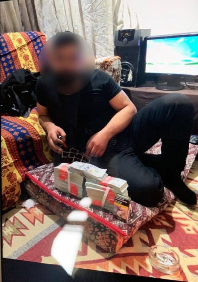 İstanbul'da vatandaşları 10 milyon lira dolandıran çete yakalandı - Resim: 1