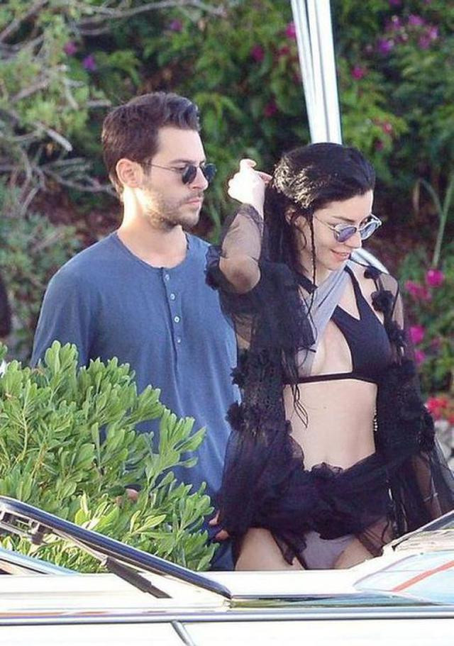 Hakan Sabancı gönlünü Aslı Enver'e mi kaptırdı? Bomba aşk dedikodusu - Resim: 2