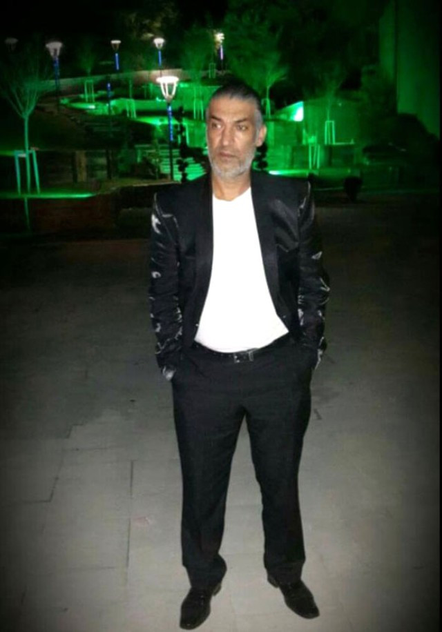 Ünlülerin kemancısı evinde ölü olarak bulundu - Resim: 2