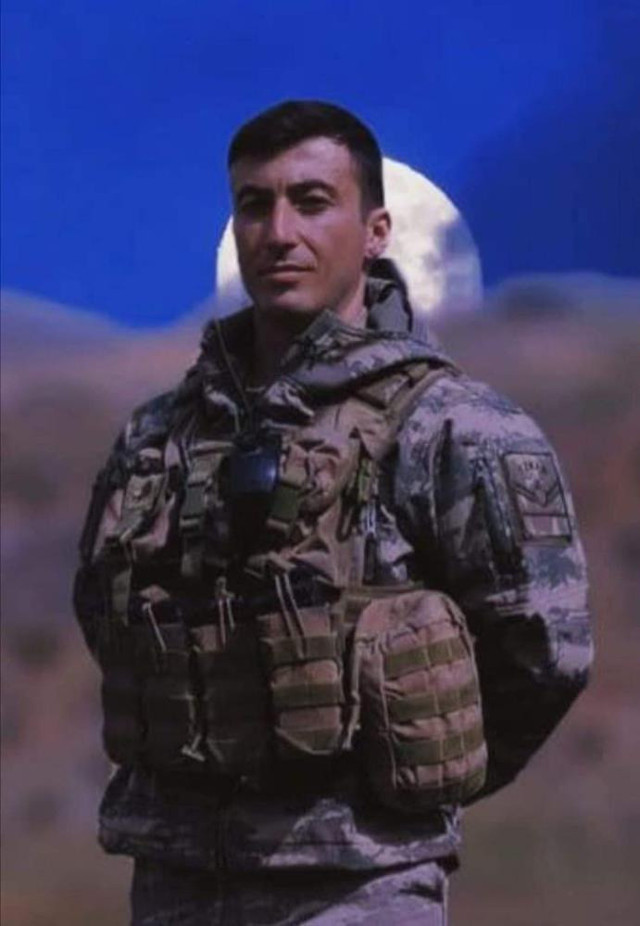 14 gün sonra kahreden haber! Operasyonda yaralanan Uzman Çavuş Murat Nar şehit oldu - Resim: 0