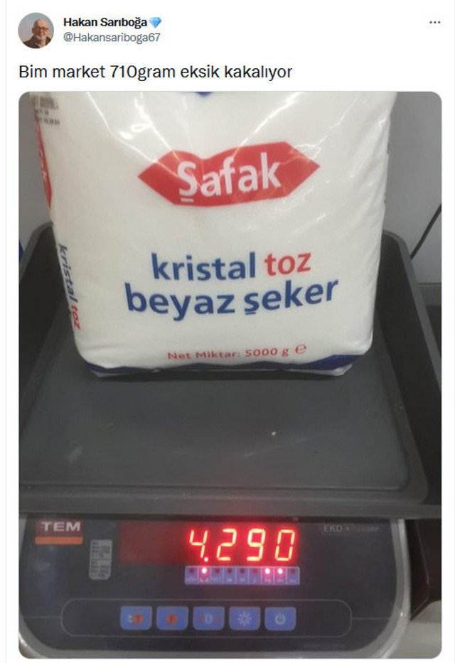 BİM market, müşterilerine un ve şekerde eksik gramajlı ürün satıyor iddiası! Sosyal medya karıştı - Resim: 0