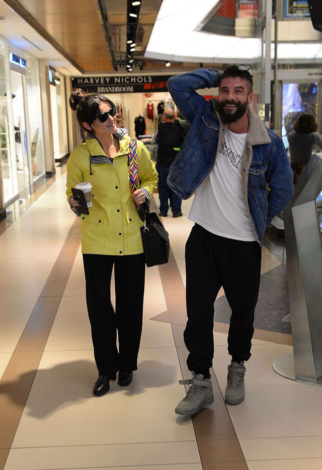 Bir Deli Rüzgar bitti ama aşk bitmedi ünlü oyuncular fena yakalandı - Resim: 2