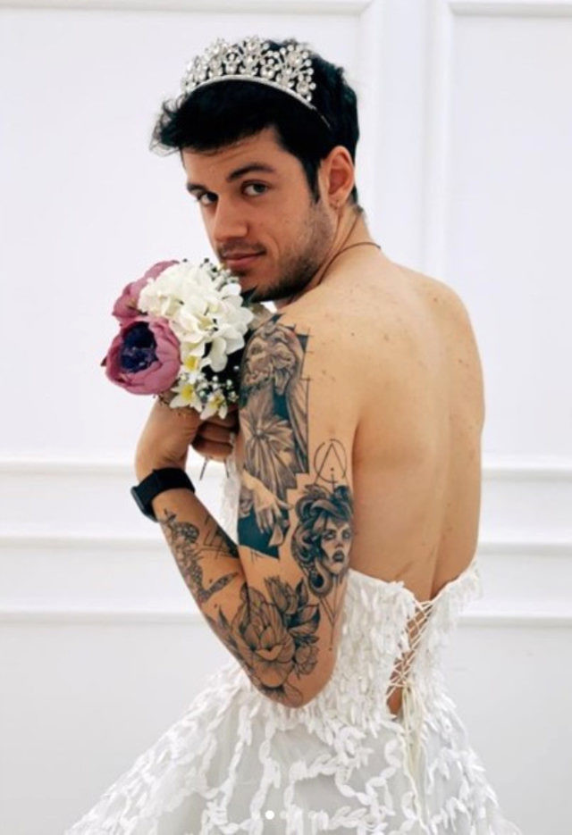 Fenomen Orkun Işıtmak'ın gelinlikli fotoğrafı sosyal medyayı salladı - Resim: 4