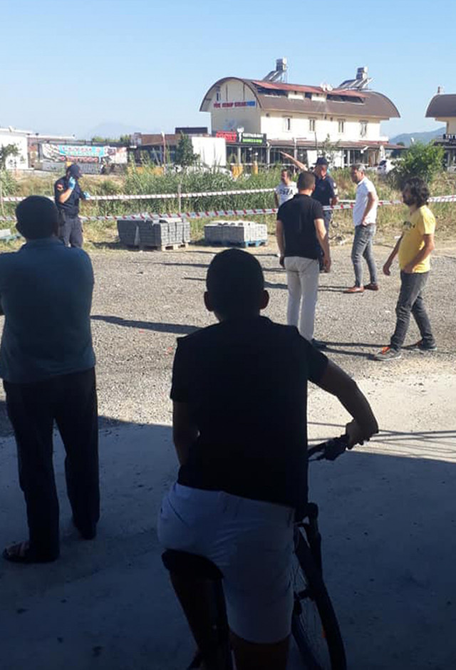 Antalya'da kadın cinayeti! Kıskandığı sevgiliye 20 bıçak darbesi - Resim: 1