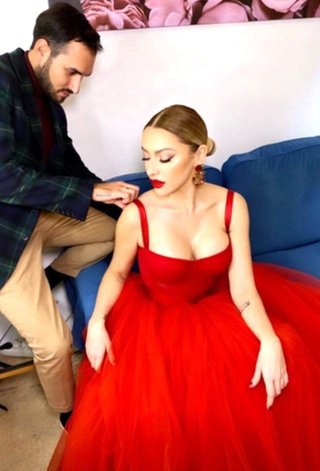 Hadise bacak dekolteli pozuyla göz kamaştırdı! Hadise yine cesur dolu - Resim: 4