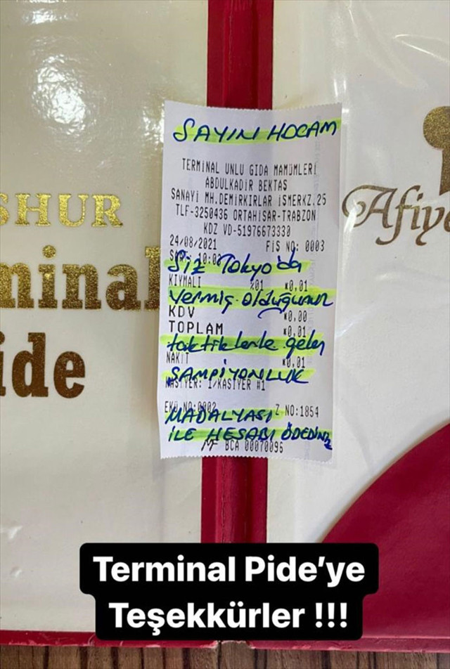 Busenaz Sürmeneli'ye 'Sen Tokyo'da vurduğun son yumrukla hesabı ödedin' jesti - Resim: 0