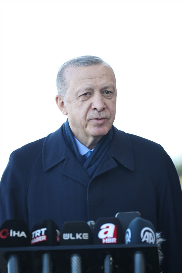 Cumhurbaşkanı Erdoğan koronavirüsü atlatması sonrası ilk kez halkın karşısında - Resim: 0