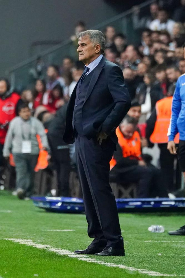 Şenol Güneş kazanarak başladı! Beşiktaş, Ümraniyespor'a  gol olup yağdı! - Resim: 2