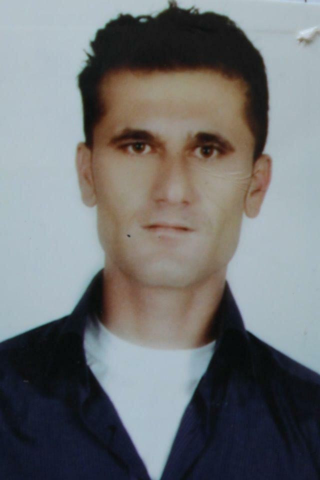 Aydın'de kontrolden çıkan otomobil direğe çarptı! 1 ölü 1 yaralı - Resim: 1