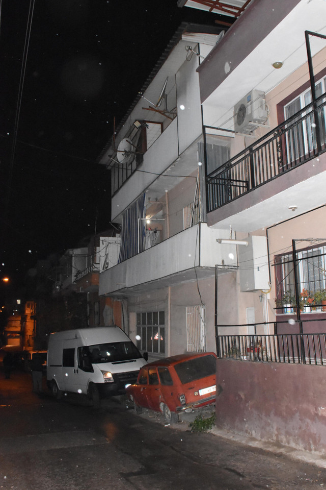 İzmir'de tartıştığı en yakınını acımadan öldürdü - Resim: 0