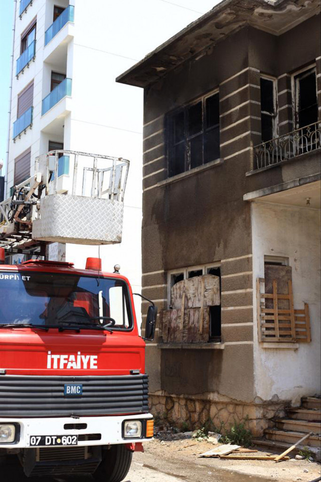 'Yakmadan duramıyorum' demişti Antalya'da bir binayı daha yaktı - Resim: 0