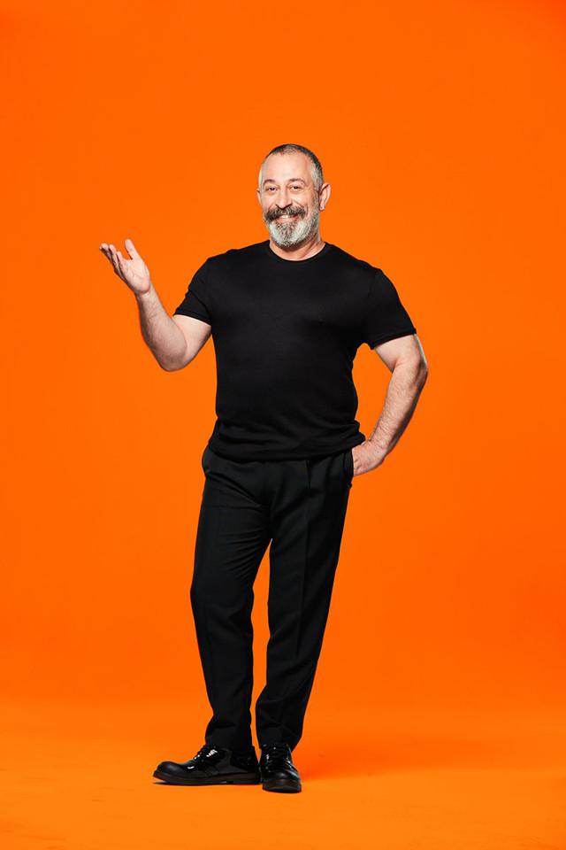 Cem Yılmaz’dan Çince cevap! - Resim: 0