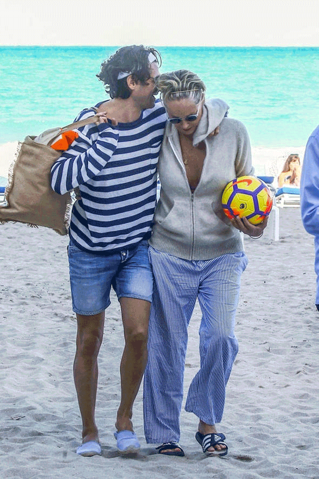 Sharon Stone'dan 60 yaş pozu son haline bakın - Resim: 4