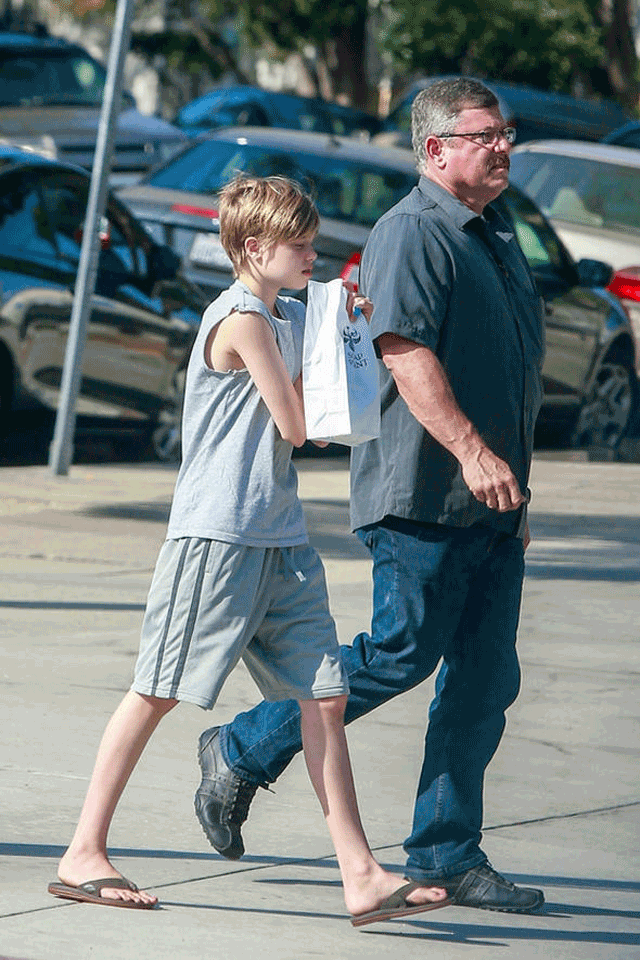 Shiloh Jolie Pitt hakkında şoke eden iddia: Hakkınızdaki bütün gerçeği anlatacağım - Resim: 4