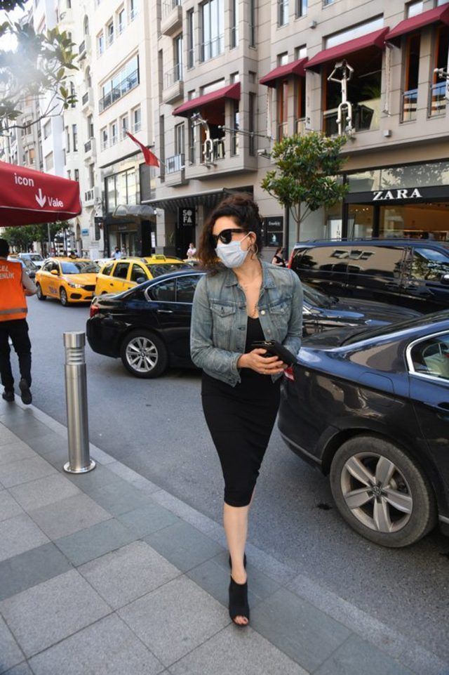 Dünya Güzeli Azra Akın'a nazar değdi talihsiz bir kaza geçirdi - Resim: 3