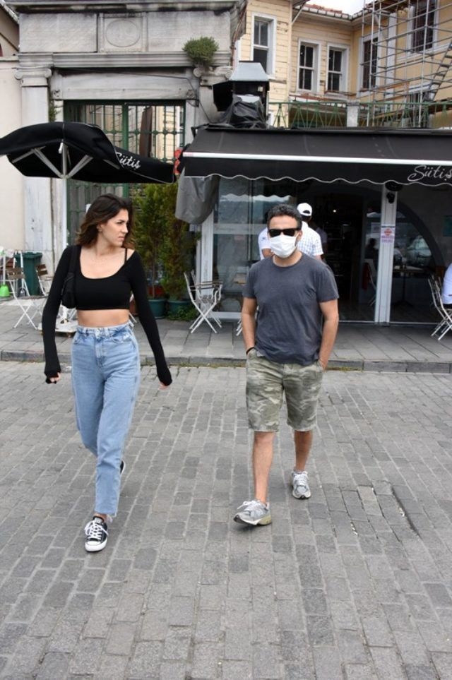 15 yaş küçük sevgilisi Melodi Erbirliler ile Şef Arda Türkmen  ilk kez görüntülendi - Resim: 4