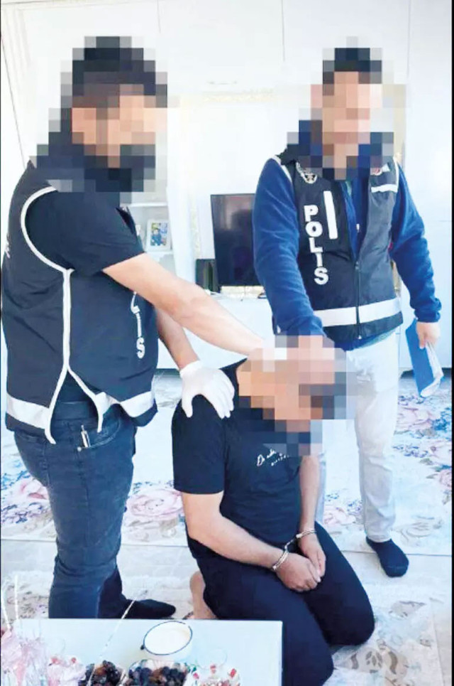 Eski Bankacı VIP çete ile 500 milyonluk vurgun yaptı! Zimmetine para geçirdiği için işten atılmış - Resim: 0