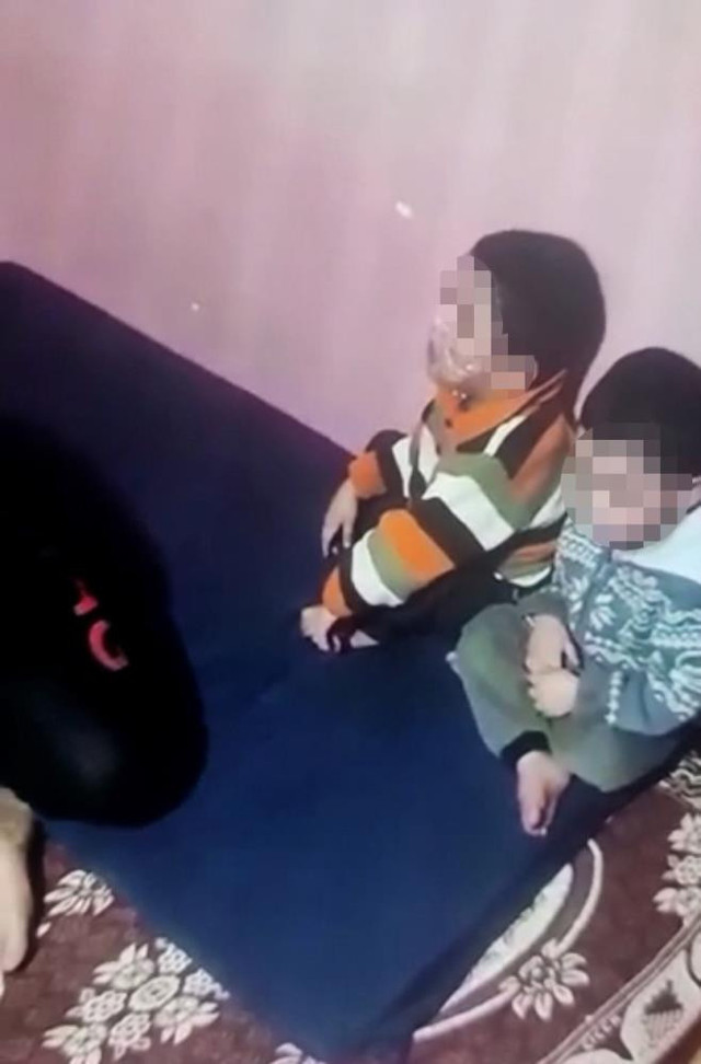 Ağızlarını bantlayıp, çakmakla yaktılar! 4 çocuğuna işkence eden anne baba tutuklandı: Savunması pes dedirtti! - Resim: 2