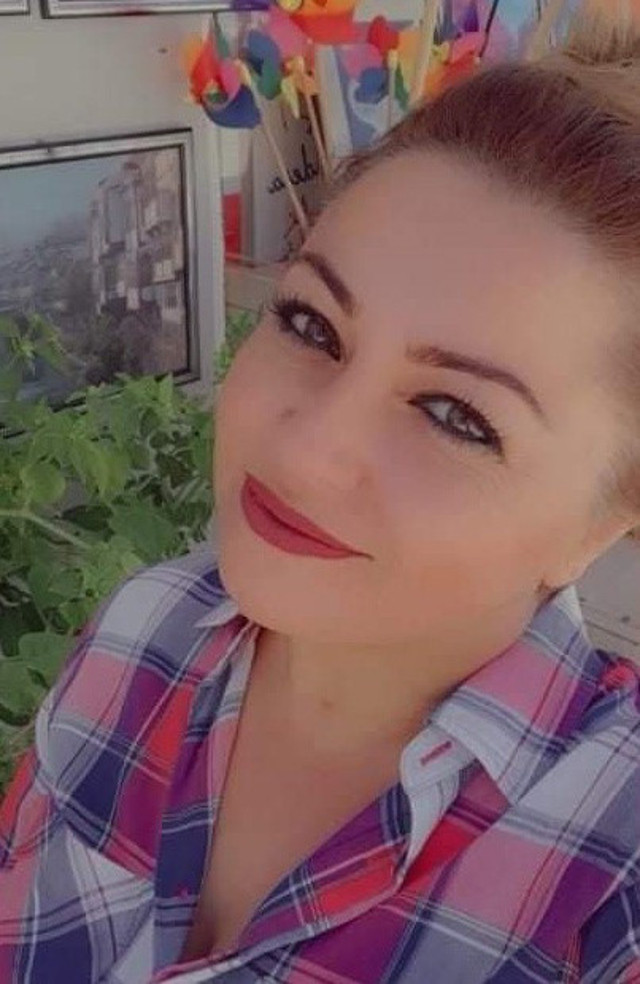 İstanbul'da feci ölüm! Başına beton parçası düştü, kanlar içinde yere yığıldı! Kız kardeşi olayı görünce... - Resim: 3