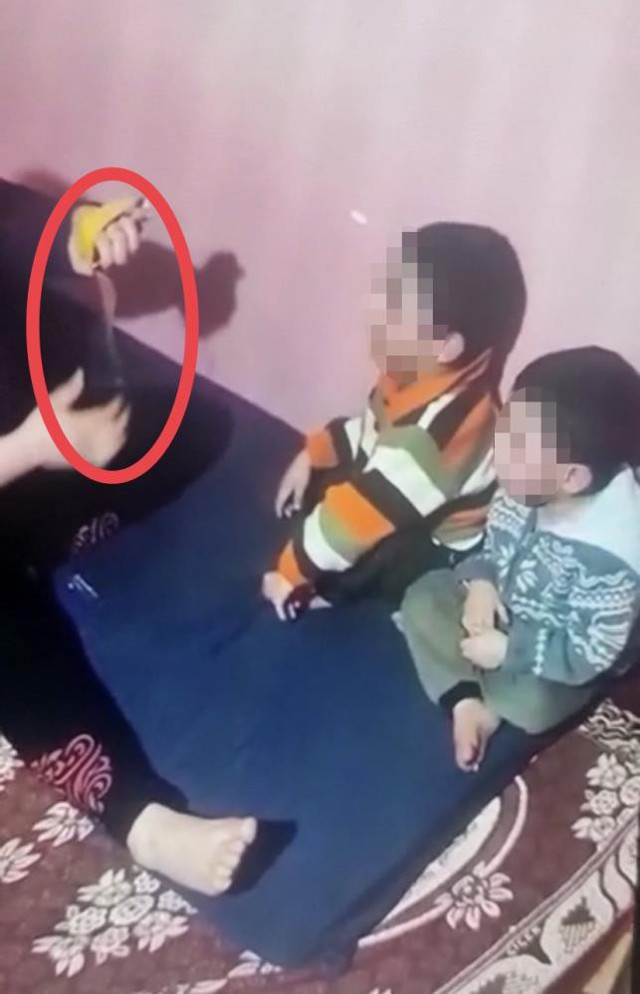 Ağızlarını bantlayıp, çakmakla yaktılar! 4 çocuğuna işkence eden anne baba tutuklandı: Savunması pes dedirtti! - Resim: 1