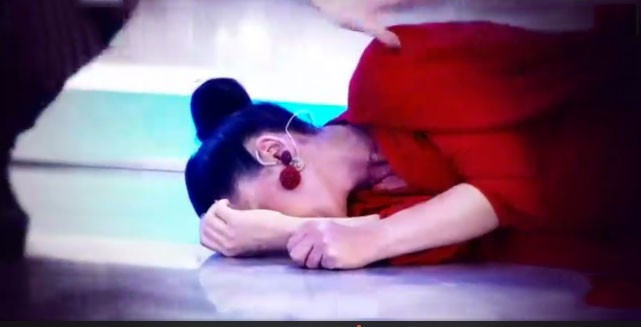 İşte Benim Stilim'de büyük kavga! Deniz bir anda yere yığıldı - Resim: 1