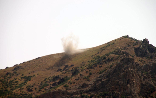 Şemdinli'de şiddetli çatışmalar! - Resim: 1