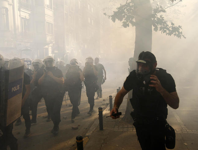 Taksim'e polis müdahalesinin ilk kareleri - Resim: 2