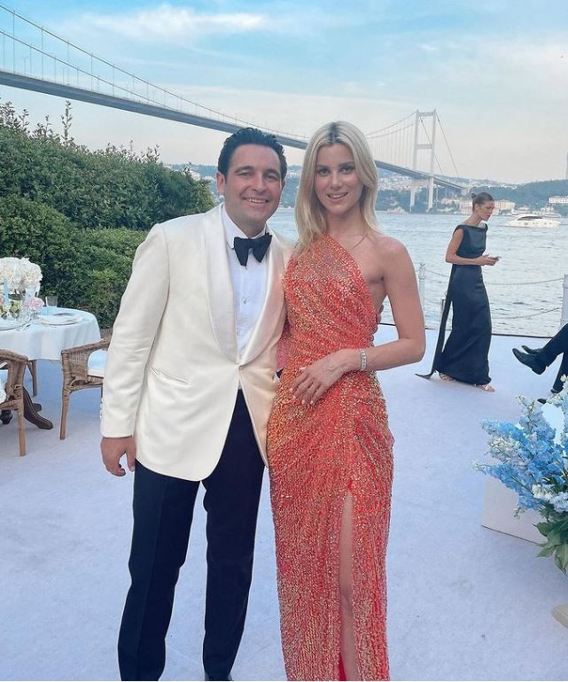 Hacı Sabancı ile düğün için gün sayan Nazı Kayı'nın üvey babası vefat etti! Düğün iptal oldu - Resim: 1