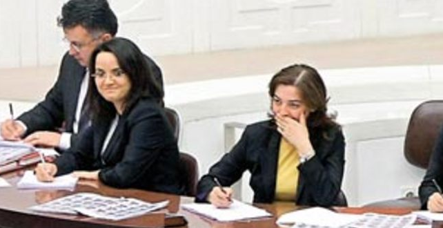 CHP'li vekilden şaşırtan protesto - Resim: 4