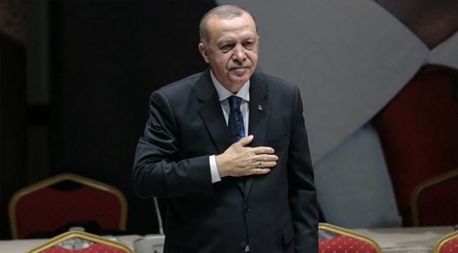 Cumhurbaşkanı Recep Tayyip Erdoğan kaç yaşına girdi doğum günü gündem oldu - Resim: 2