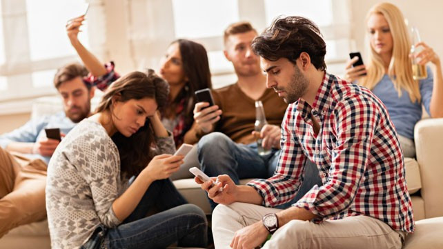 Aşırı telefon kullananlar dikkat! - Resim: 1