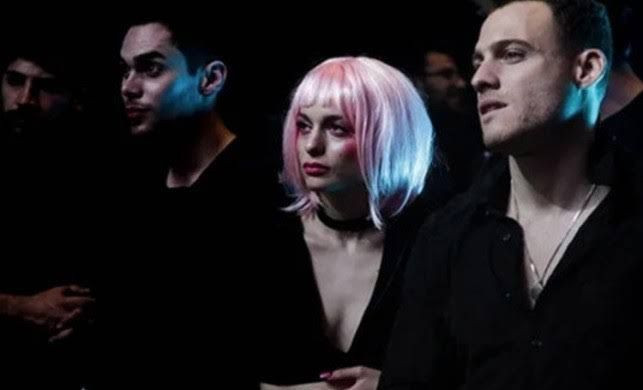 Kerem Bürsin Nilperi Şahinkaya'nın gönlünü bakın nasıl aldı öpüşme kriz çıkarmıştı - Resim: 3