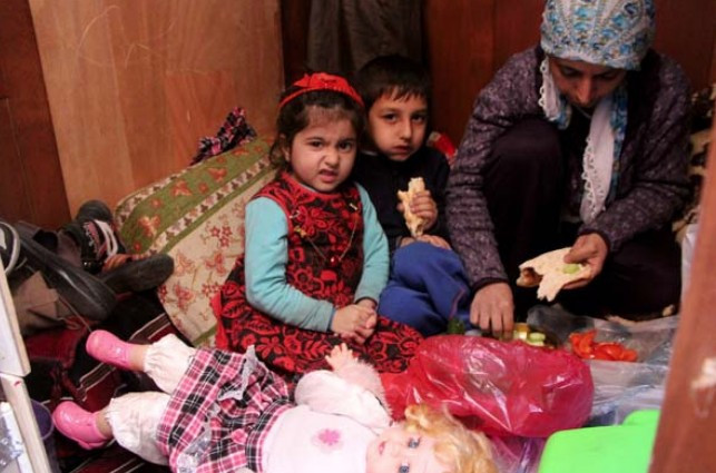 Çaresizlik bunu yaptırdı içini gören şaşkına dönüyor - Resim: 3