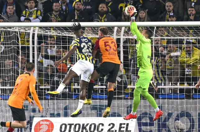 Bilinçsiz, dağınık, çaresiz... Jesus'un adı, Buruk'un aklı! Şah mat hamlesi: İcardi - Resim: 3