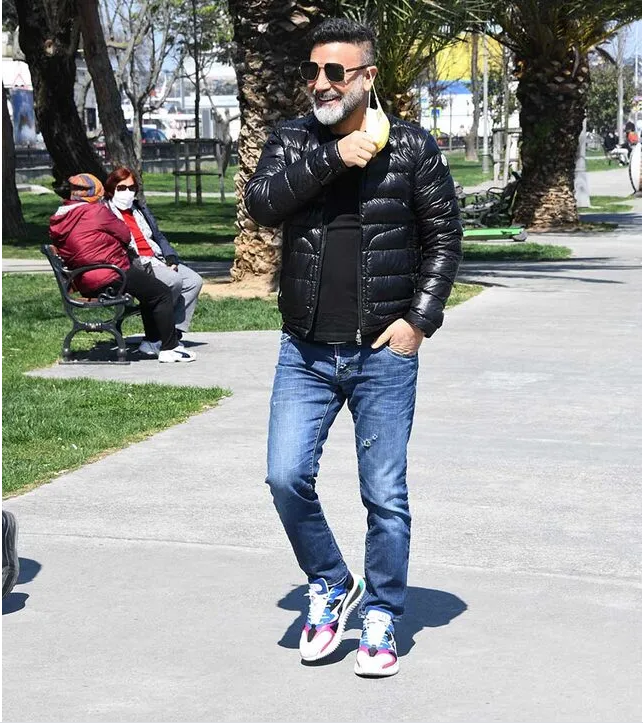 İzzet Yıldızhan'ı David Beckham benzetmesi çok güldürdü oğullarıyla paylaştı - Resim: 3