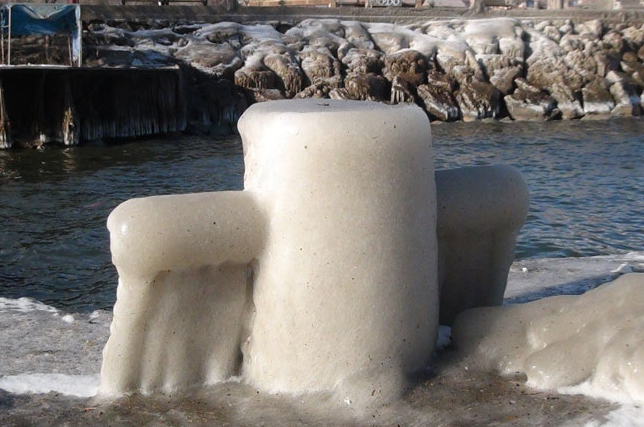 Sodalı suyu olan Van Gölü bile dondu - Resim: 3