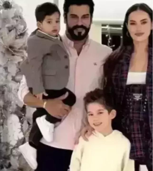 Beğeni yağmuruna tutuldu! Burak Özçivit ve Fahriye Evcen Paris'te - Resim: 2