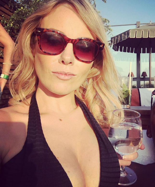 Milletvekili adayı Michelle Dewberry'nin Tinder'da erkek aradığı ortaya çıktı - Resim: 4